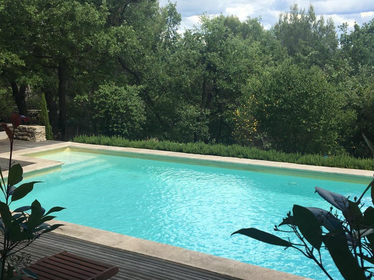 Villa De Carbonelle Pierrevert Eksteriør billede